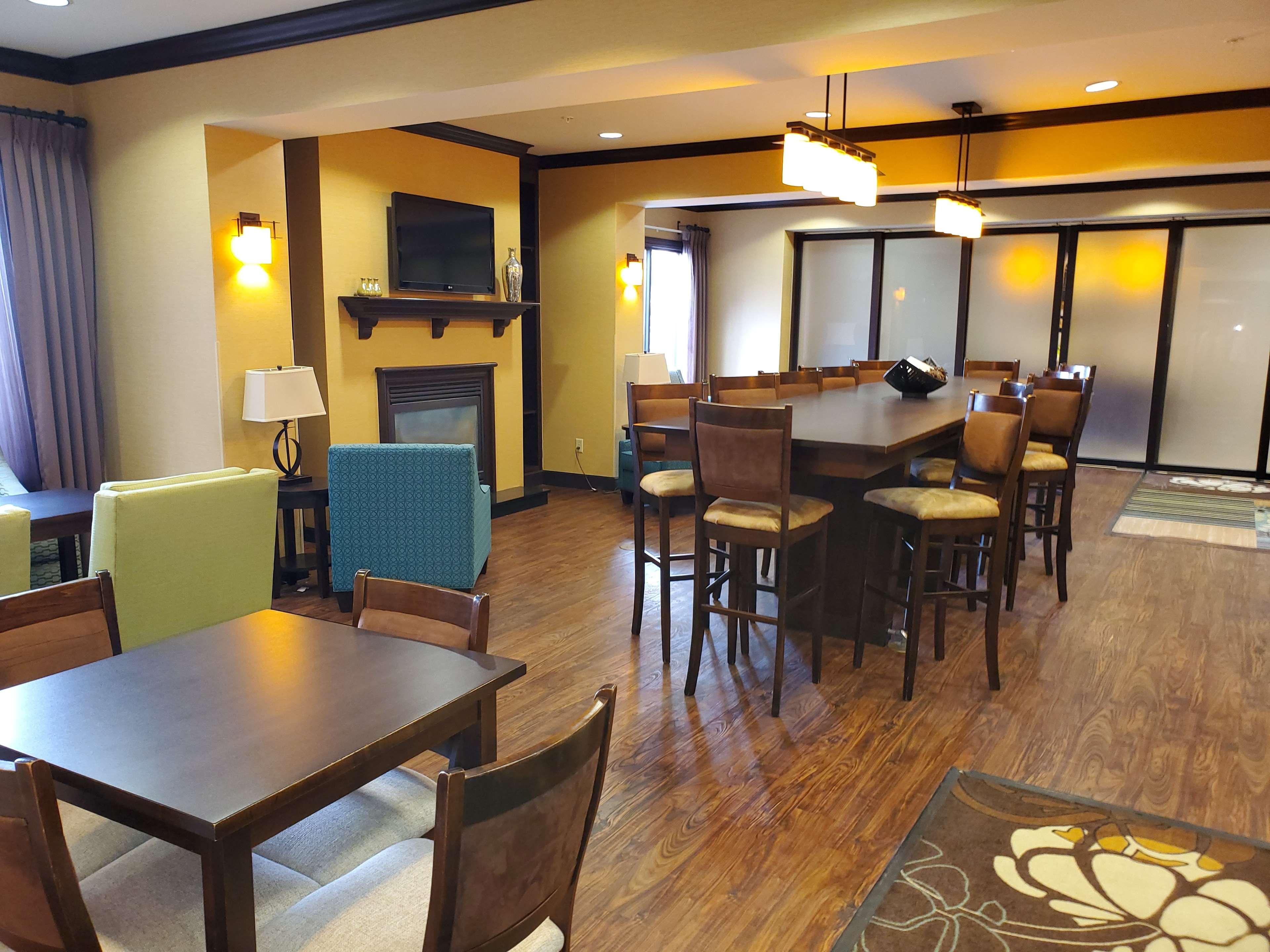Hampton Inn Stow מראה חיצוני תמונה