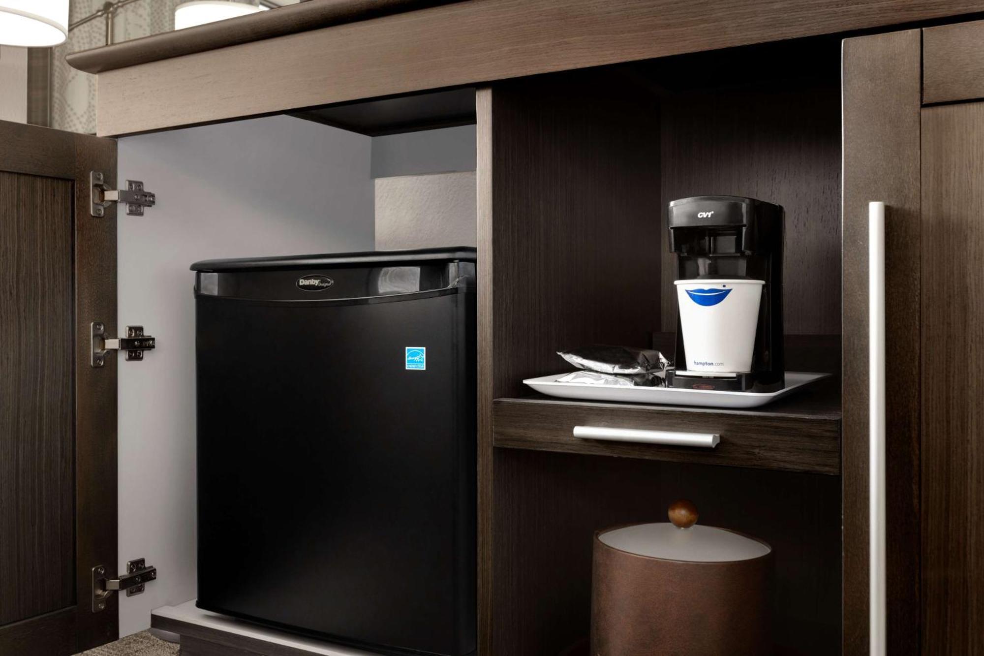 Hampton Inn Stow מראה חיצוני תמונה