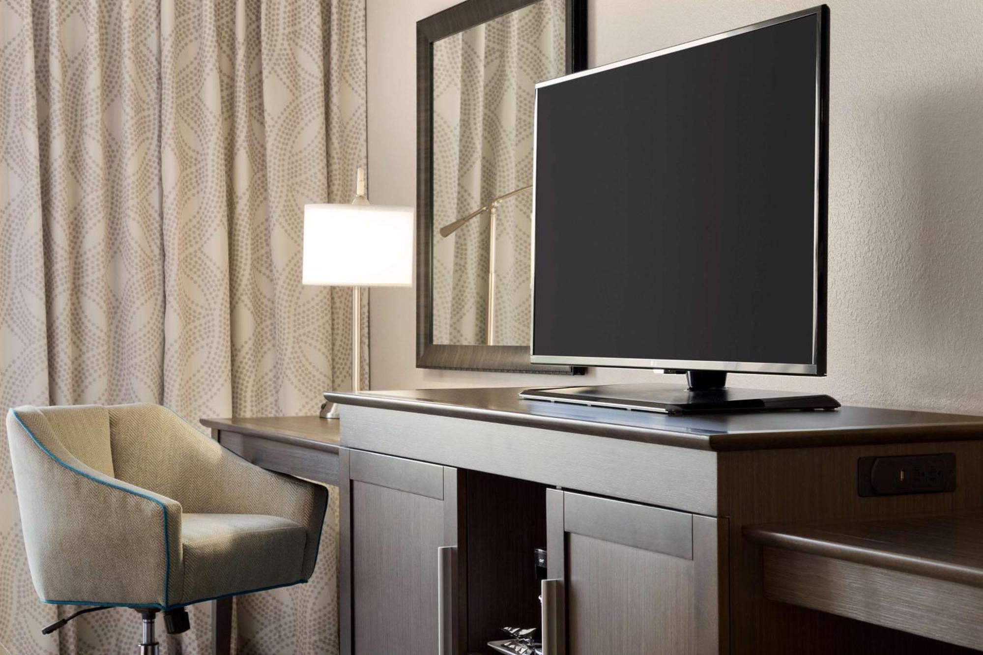 Hampton Inn Stow מראה חיצוני תמונה