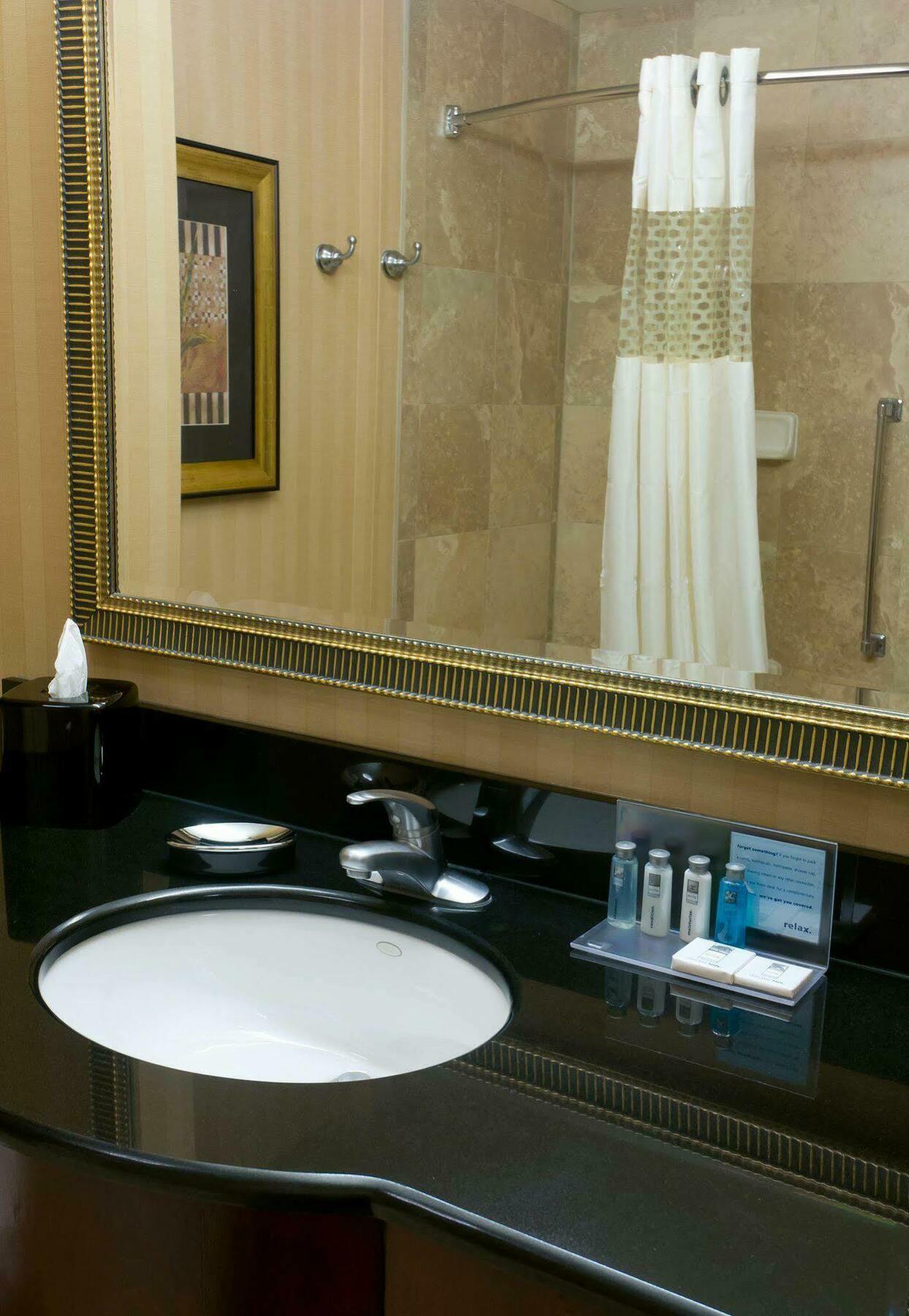 Hampton Inn Stow מראה חיצוני תמונה